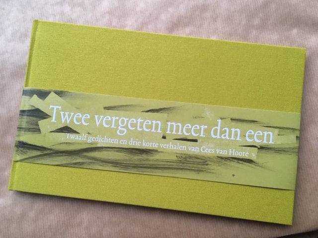 Omslag twee vergeten meer dan een